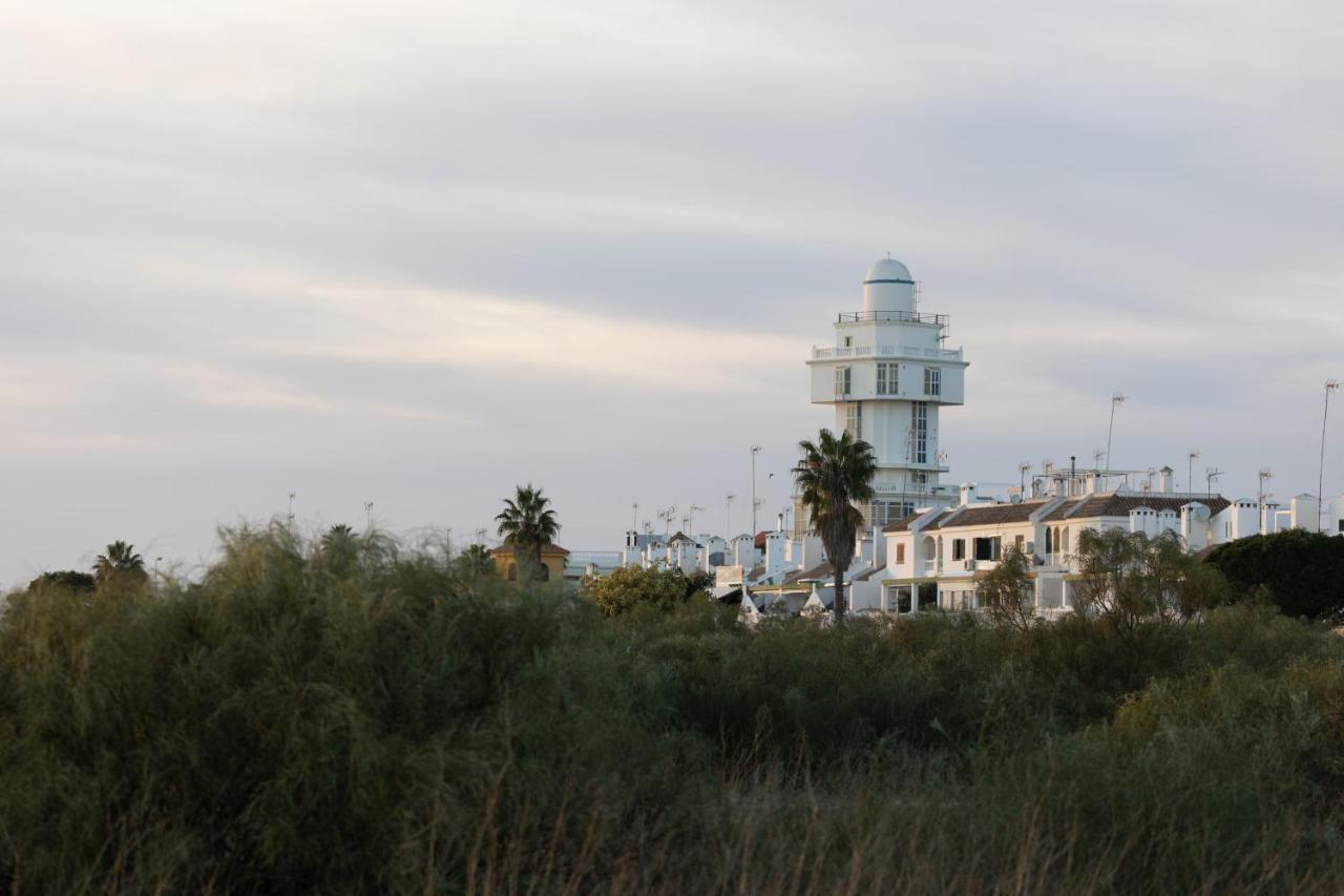 Tolles Ferienhaus Mit Sonnenterrasse Direkt Am Meer Isla Cristina Exterior foto