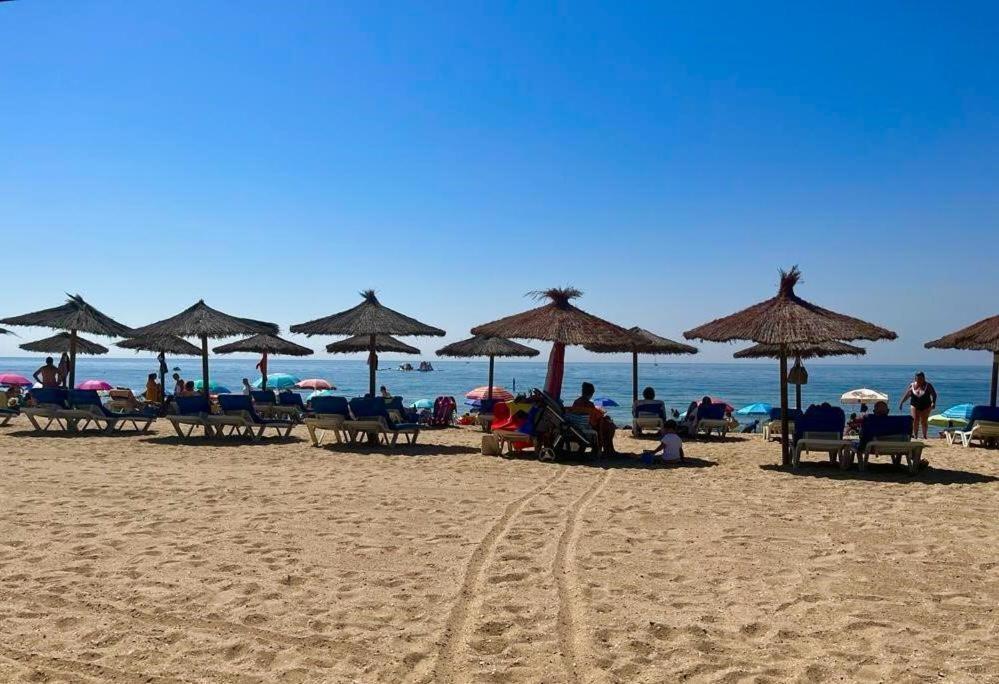 Tolles Ferienhaus Mit Sonnenterrasse Direkt Am Meer Isla Cristina Exterior foto